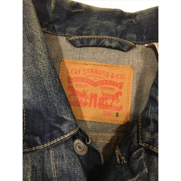 Levi Strauss Levi's Mens Dark Wash Faded Denim Trucker Jacket Size Small - Picture 2 of 9